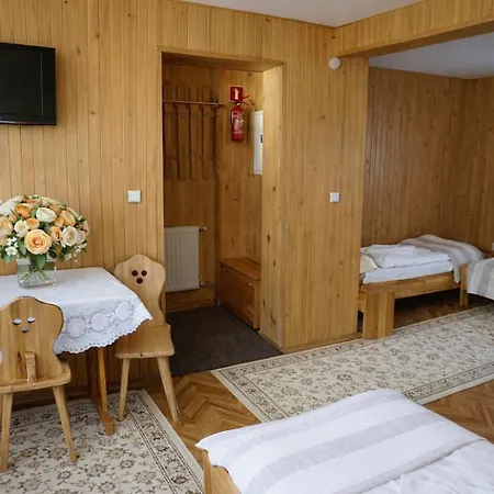 Alojamento de Acomodação e Pequeno-almoço Placówka 3*